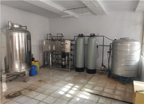 純水處理設(shè)備廠家概述吸附法分類