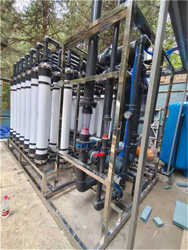 純水處理設(shè)備生產(chǎn)廠家概述吸附操作分類